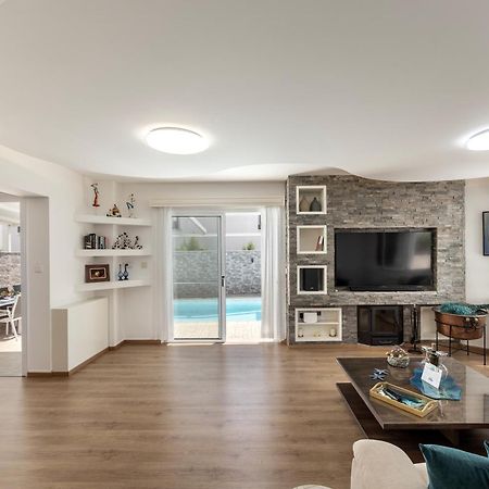 Accomoteleia Crystal Lagoon Villa Protaras Eksteriør billede